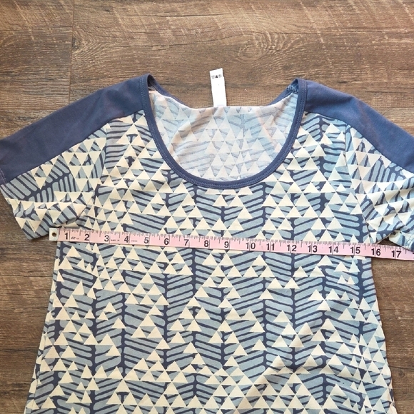 LuLaRoe Classic T Blue And Cream Short Sleeve Soze XXL New With Tags - Picture 6 of 8